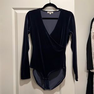 Midnight blue Madewell Velvet bodysuit